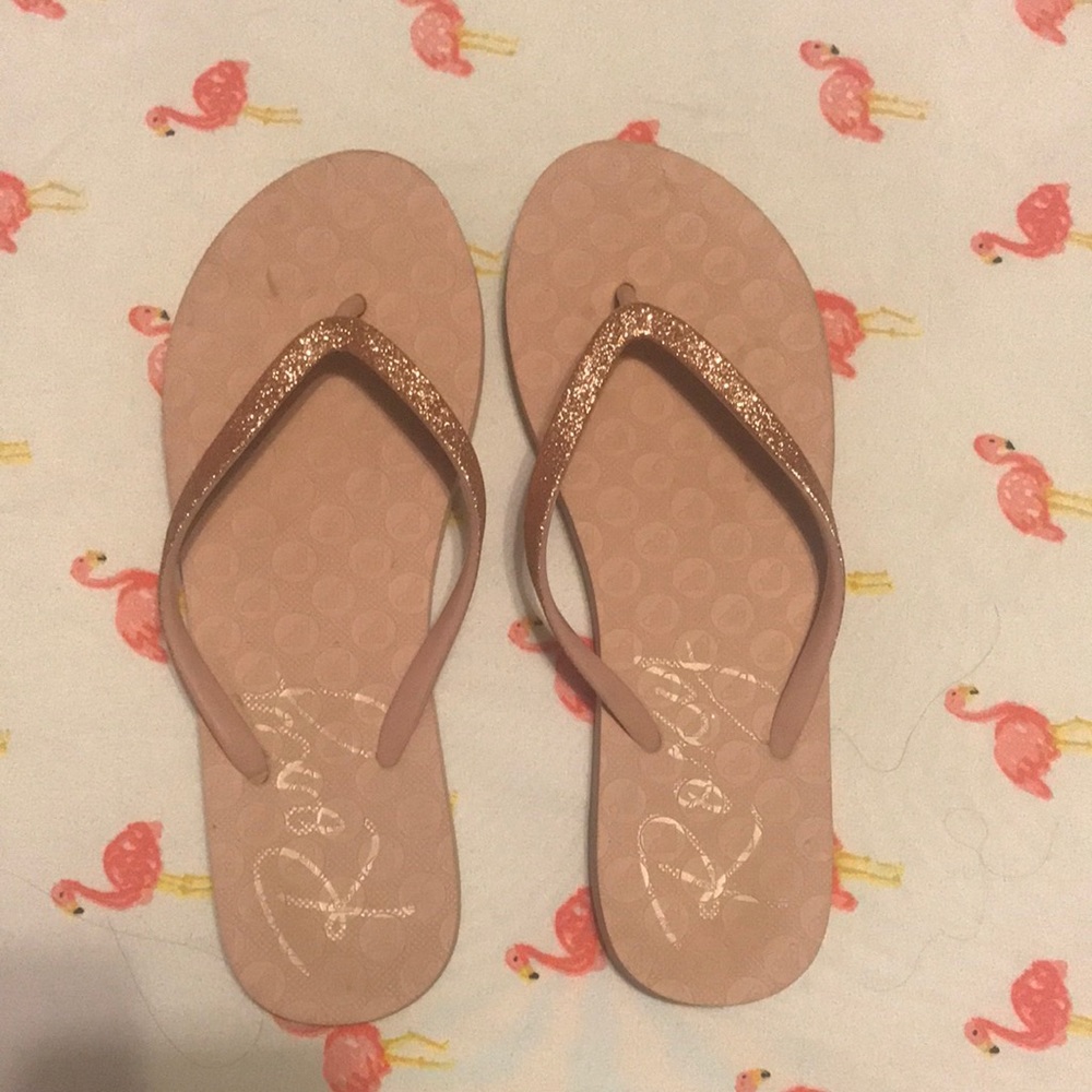 Pink with sparkly strap roxy Sandles